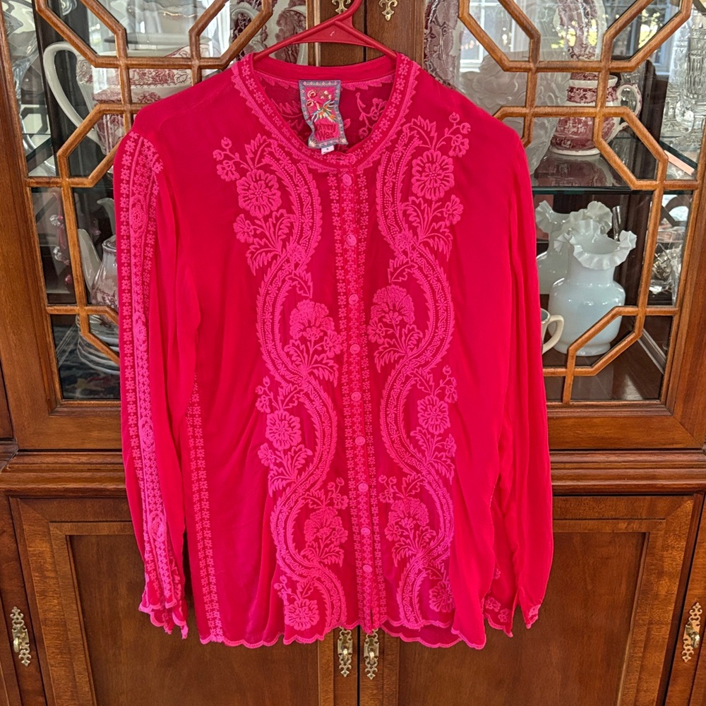 Johnny Was NWOT blouse.. never worn.. beautiful embroidered sleeves.Small